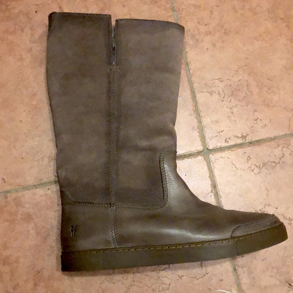 Frye Gemma size 10